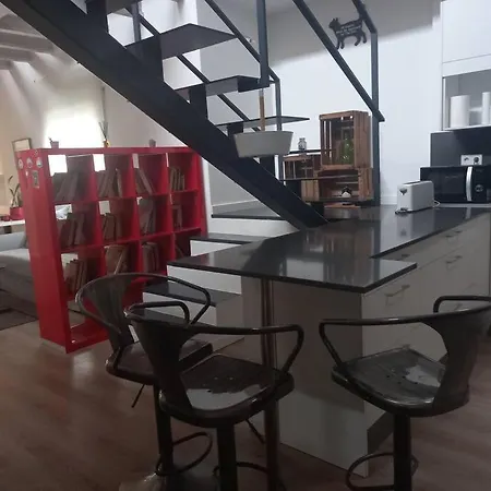 House In Sant Cugat, 25 Mins To Barcelona Center Апартаменты Сант-Кугат-дель-Вальес