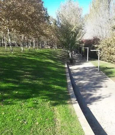 House In Sant Cugat, 25 Mins To Barcelona Center Апартаменты *